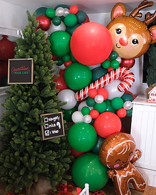 Christmas Balloon Arch (10 ft.)