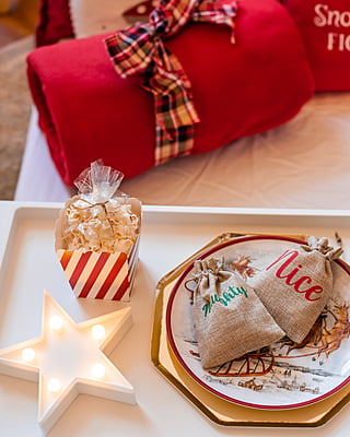 Naughty or Nice Party Favors